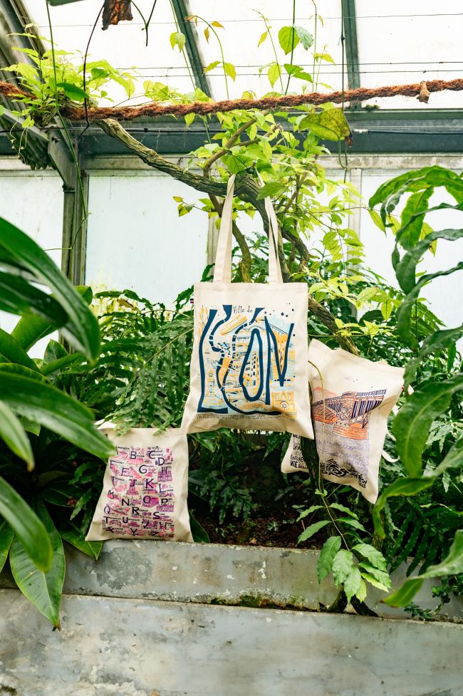 Sélection trois tote-bag