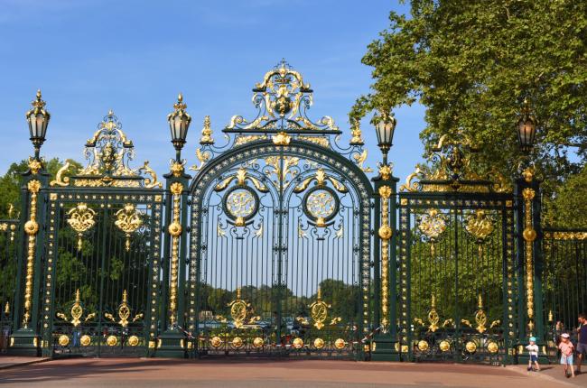 porte des enfants du Rhône