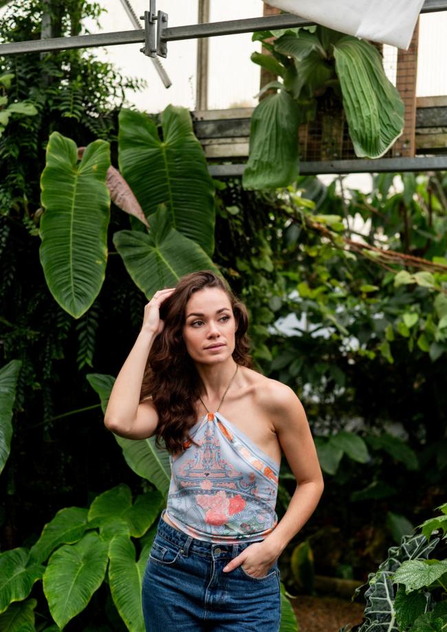 le carré devient vêtement